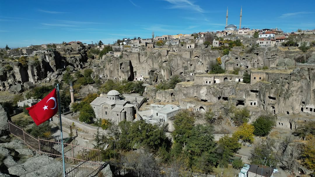 Aksaray'da Tarihi Bir Hafta Sonu: Manastır Vadisi ve Kilise Camii Ziyareti Önerisi