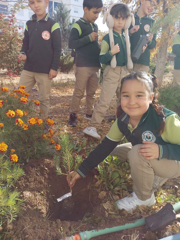 Aksaray'da Bir Okulun Çevre Projesi Milli Platformda Yer Aldı