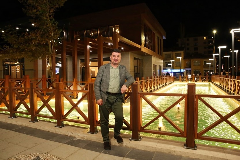 Aksaray Belediye Başkanı Evren Dinçer, Makas Kent Park ve Kent Kafe'nin Önemini Vurguladı