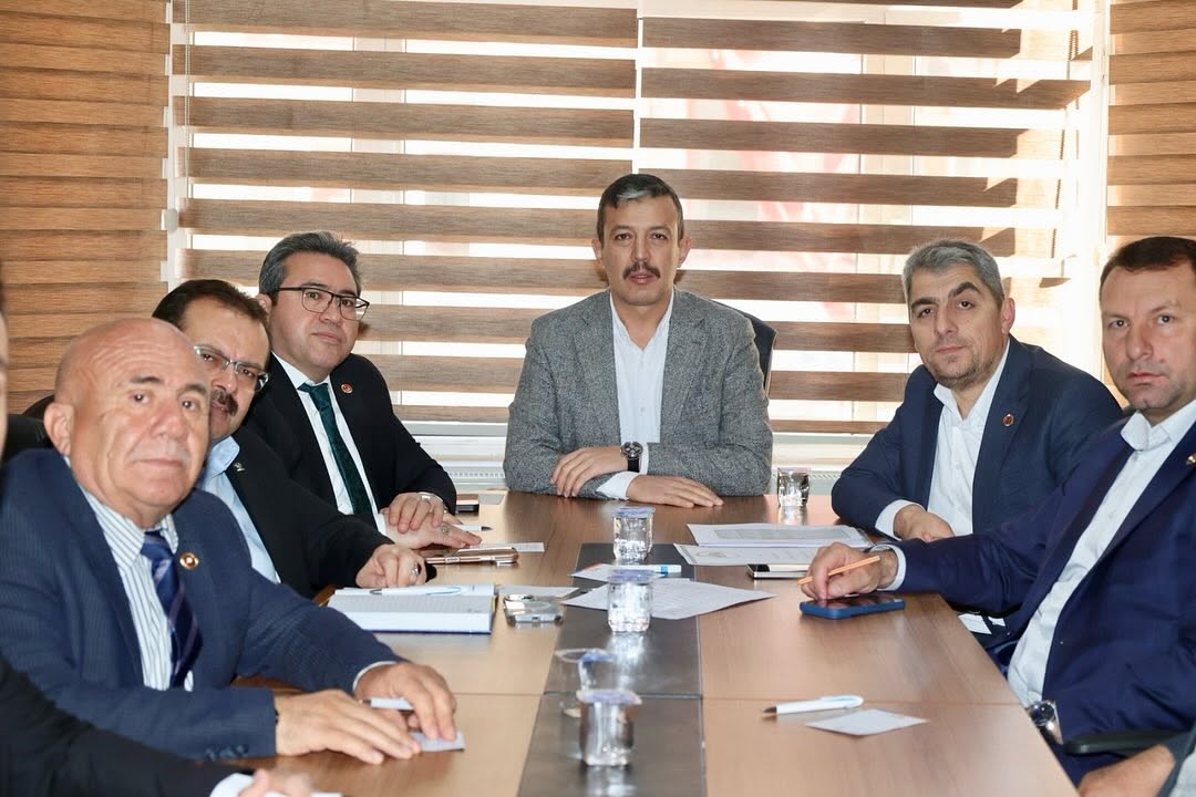 AK Parti Aksaray'da Kasım Ayı Toplantısını Gerçekleştirdi