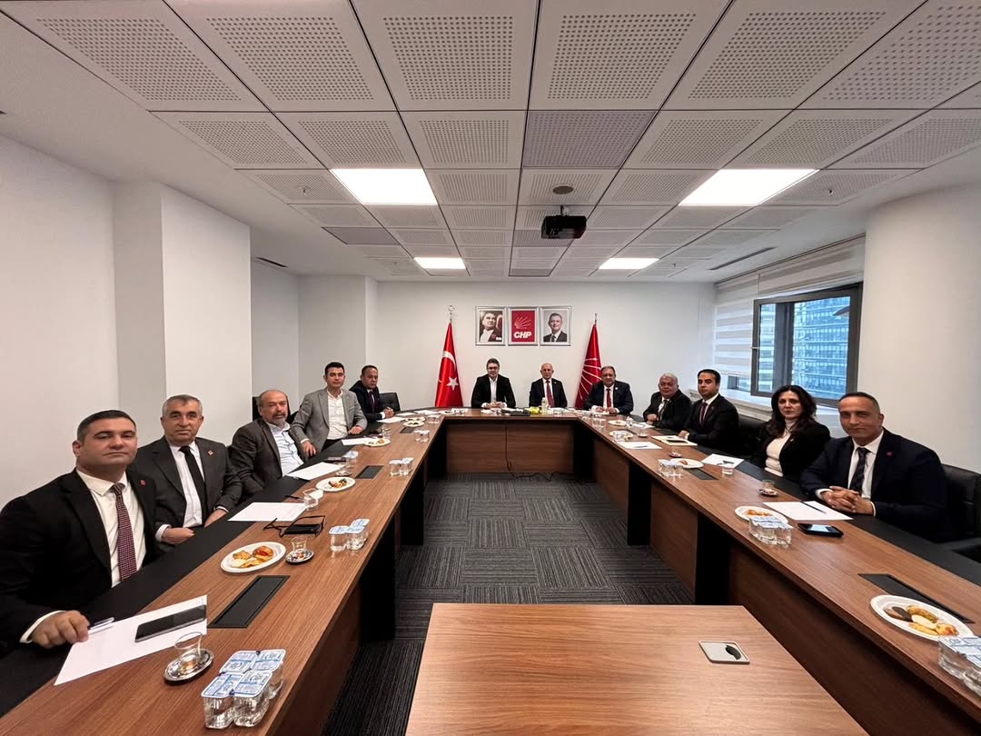 CHP İç Anadolu Bölgesi İl Başkanları Genel Merkez'de Toplantıda Bir Araya Geldi