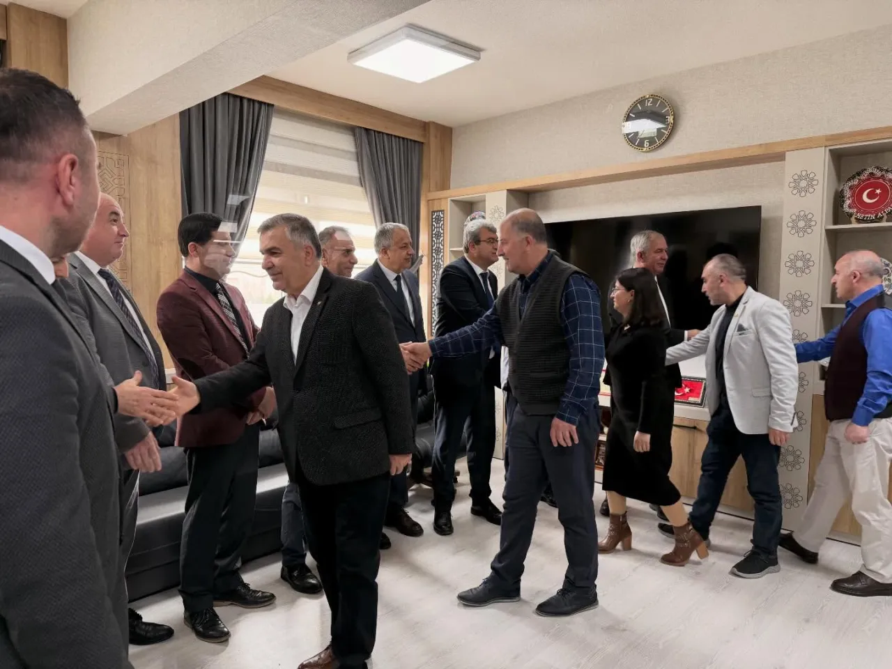Aksaray'da Bayram Coşkusu: İl Milli Eğitim Müdürü Personel ile Bayramlaştı