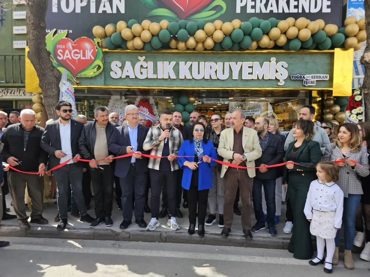 Aksaray TSO Yönetimi Sağlık Kuruyemiş Firmasının Açılışına Katıldı