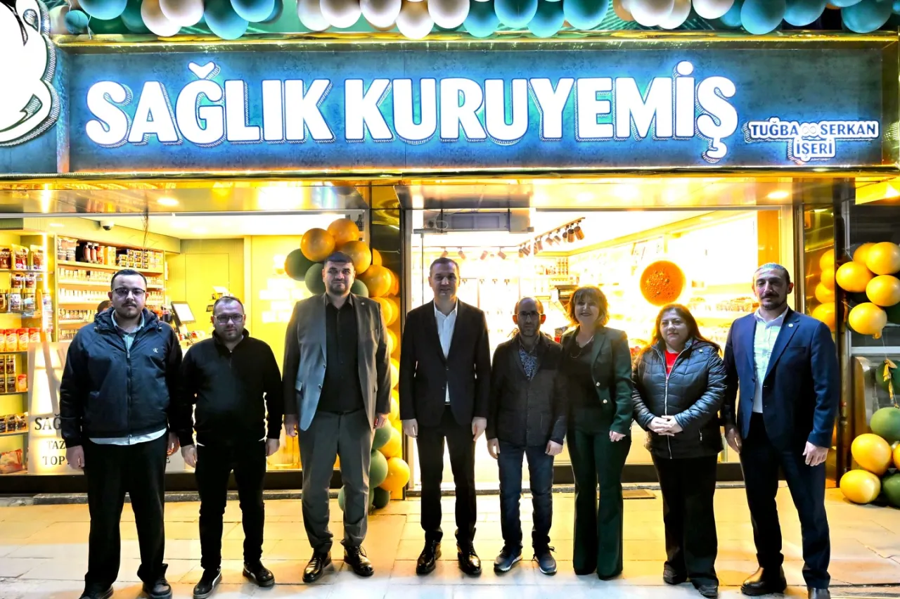 İYİ Parti Milletvekili Turan Yaldır Sağlık Kuruyemiş'i Ziyaret Etti