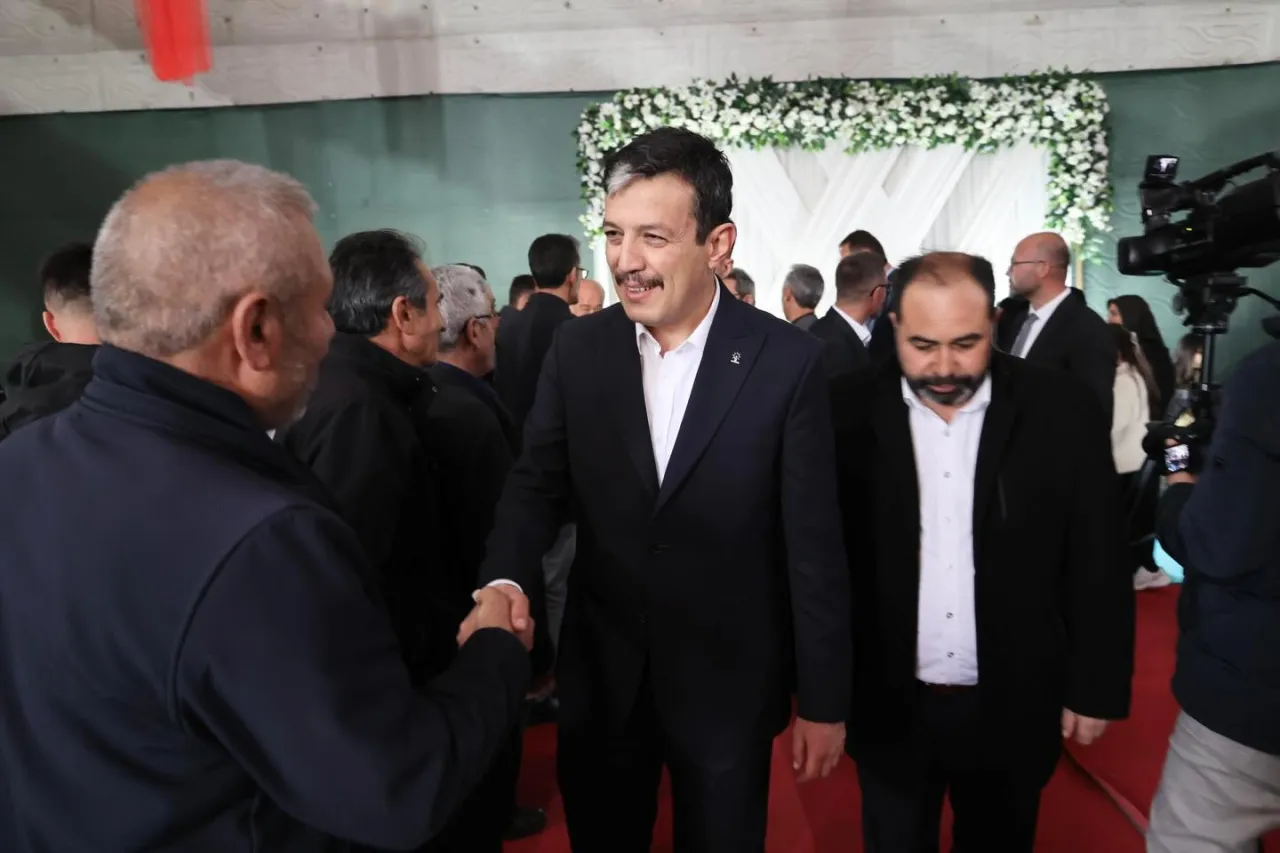 AK Parti Aksaray İl Yönetimi, Eskil'deki Düğün Merasiminde Buluştu