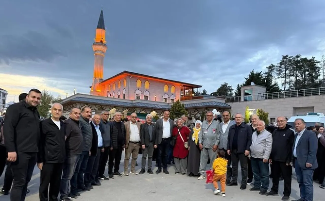 Aksaray'da Hac Adayları Somuncu Baba Külliyesi'nde Dualarla Uğurlandı