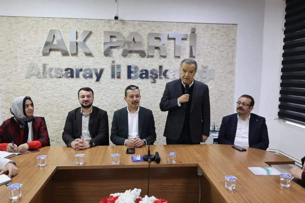 AK Parti Aksaray'da Dijital Okuryazarlık Seferberliği Başlattı