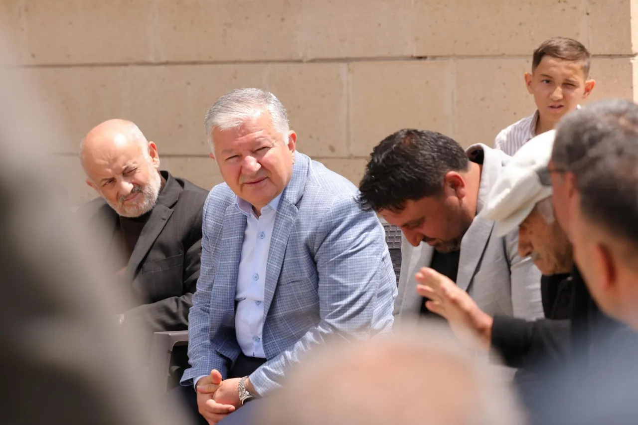 Aksaray Valisi Duru, Gençosman Köyü'nde Cuma Namazı Sonrası Vatandaşlarla Buluştu