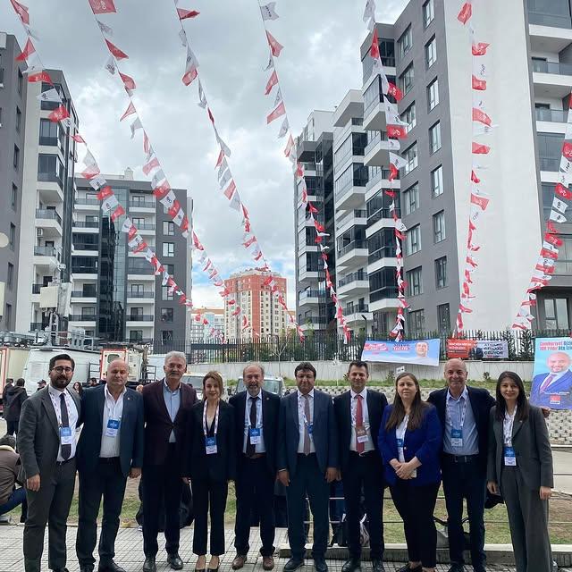 Sayınez Özgöroğlu Yeniden Genel Başkanlığa Seçildi