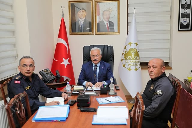 Aksaray Valisi Kumbuzoğlu, VKS Toplantısında İstişarelerde Bulundu