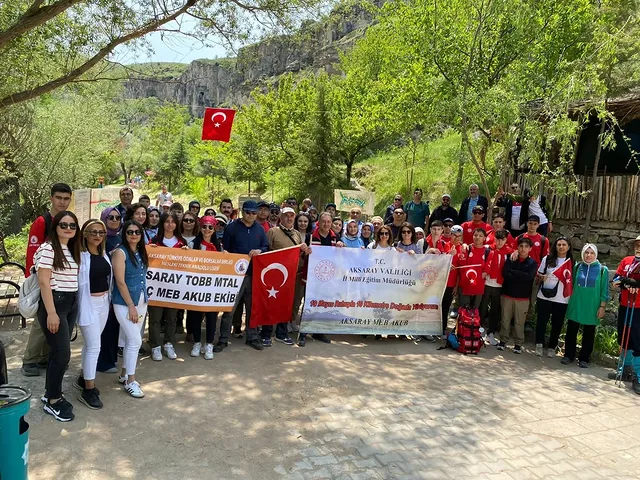 Aksaray'da 19 Mayıs Coşkusu Doğa Yürüyüşüyle Yaşatıldı