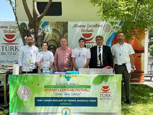 Kırşehirli Öğrenciler Aksaray Lezzetleri Festivali'nde Birinci Oldu