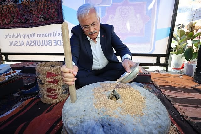 Aksaray Valisi Kumbuzoğlu Hayat Boyu Öğrenme Haftası Etkinliklerine Katıldı