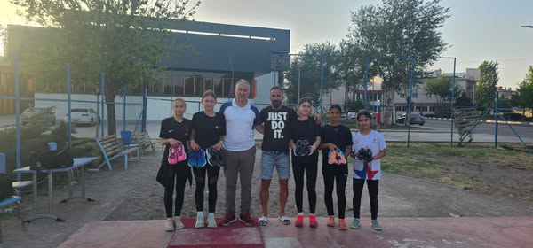 Aksaray Atletizmde Sporculara Destek: Şampiyonlar Sportif Malzeme ile Ödüllendirildi