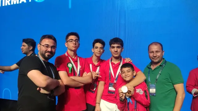 Aksaraylı Öğrenciler TÜBİTAK Yarışmalarında Türkiye Dereceleri Elde Etti