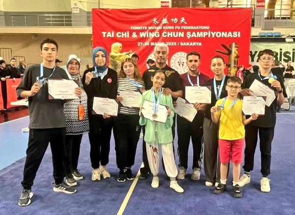 Sakarya'dan Türkiye Wu Shu Kung Fu Şampiyonası'ndan Madalyalarla Dönüş