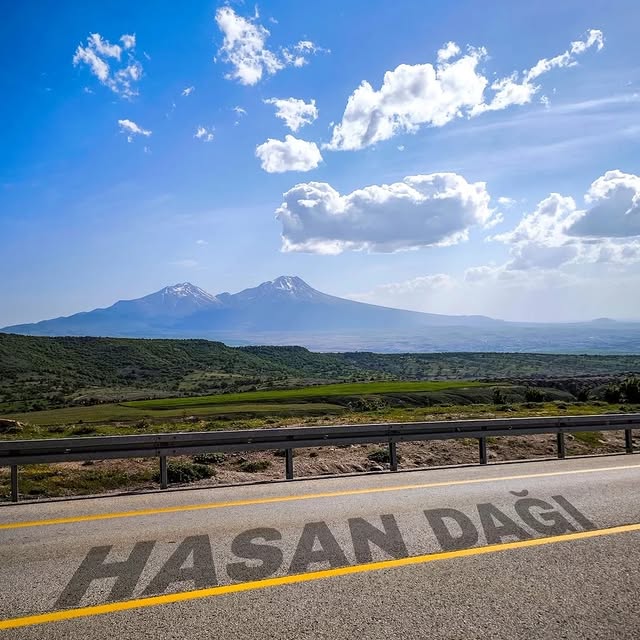 Aksaray Belediye Başkanı Evren Dinçer'den Güne Başlama Mesajı