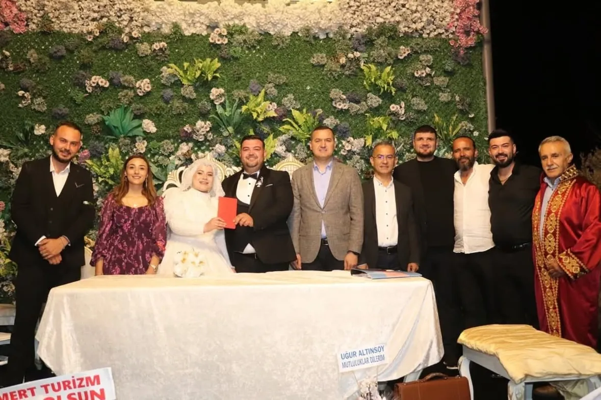 Aksaray'da İyi Parti İl Başkanı Belgemen ve Merkez İlçe Başkanı Yılmaz Nikah Törenine Katıldı