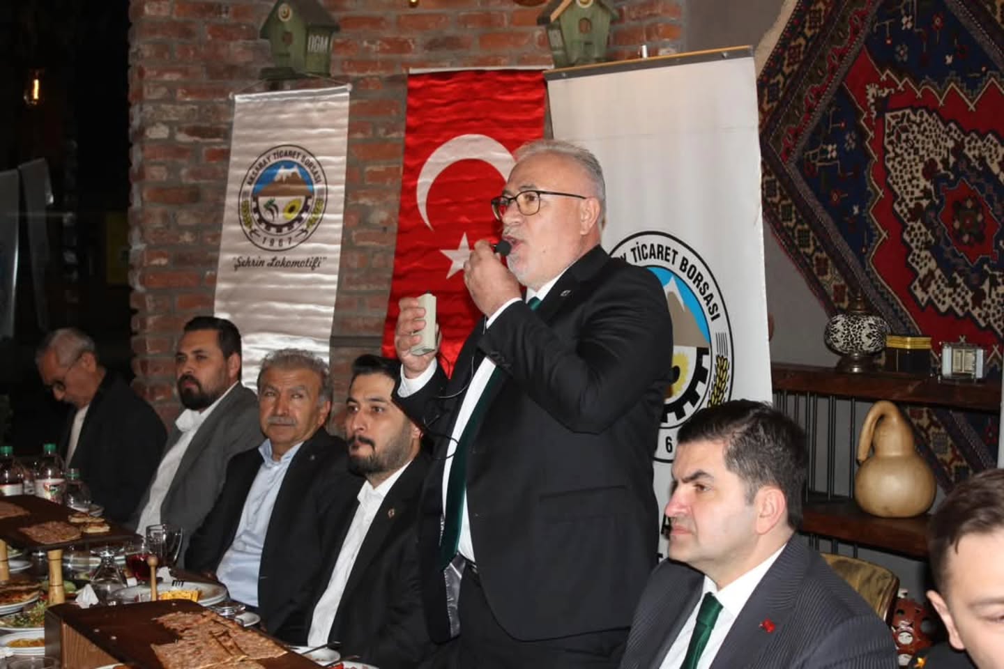 Aksaray'da İş Dünyası Ortaköy'de İftar Sofrasında Buluştu