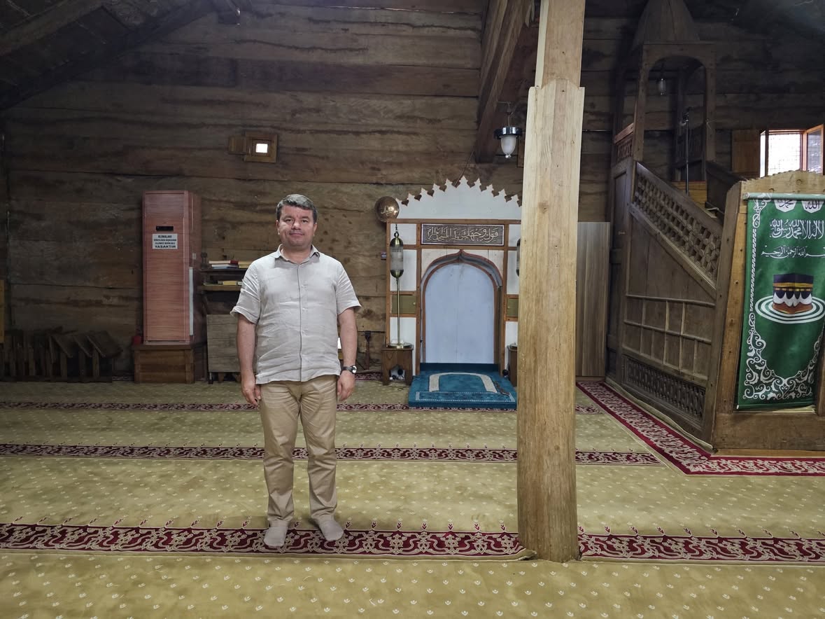 Aksaray Belediye Başkanı Evren Dinçer'den Cuma Mesajı