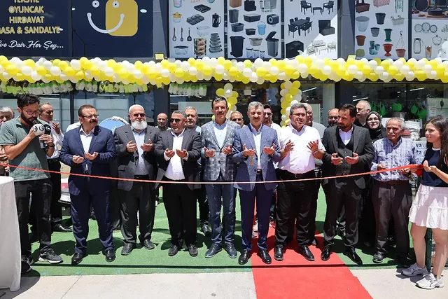 Aksaray'da Yeni İş Yeri Açılışıyla Ekonomik Canlılık Artıyor