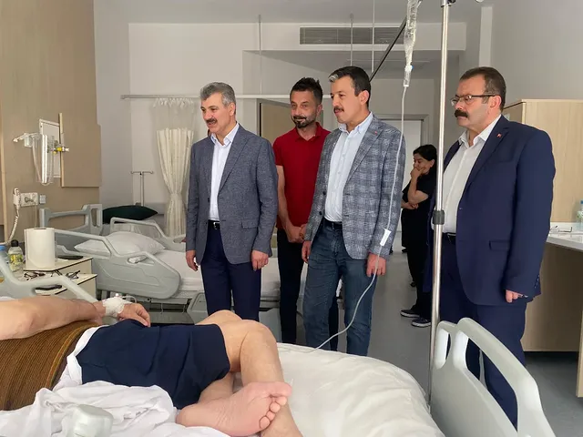AK Parti Aksaray İl Başkanı Hamza Aktürk Hastaları Ziyaret Etti