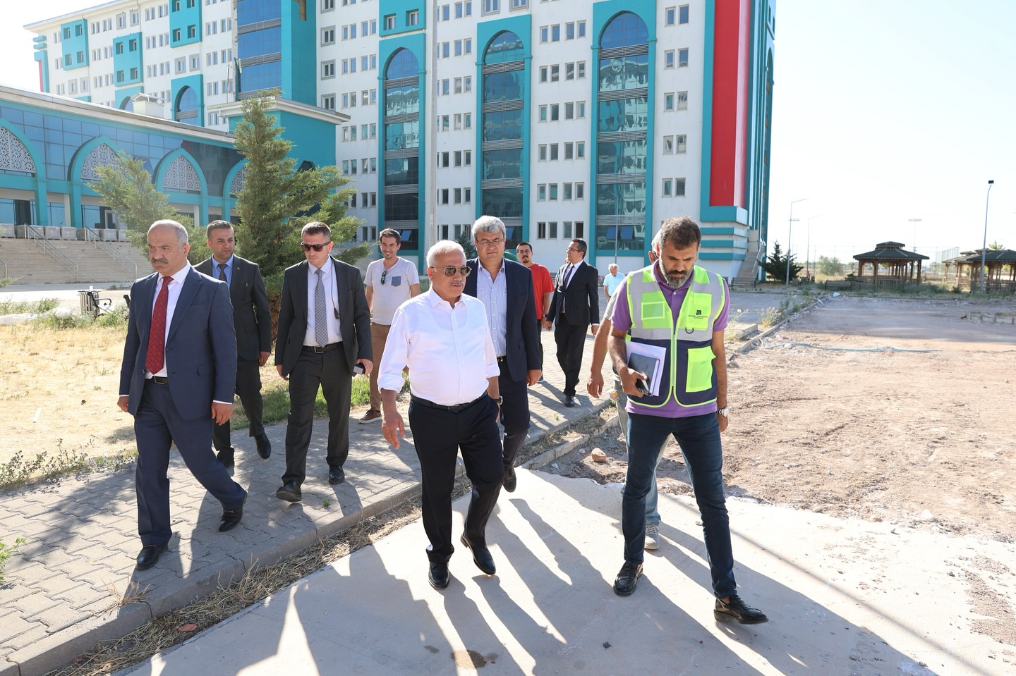 Aksaray Valisi Mehmet Ali Kumbuzoğlu, Milli Eğitim Akademisi'nde İncelemelerde Bulundu