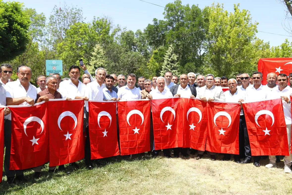 Aksaray Belediye Başkanı Dinçer, Muhtarlarla İstişare Toplantısı Düzenledi