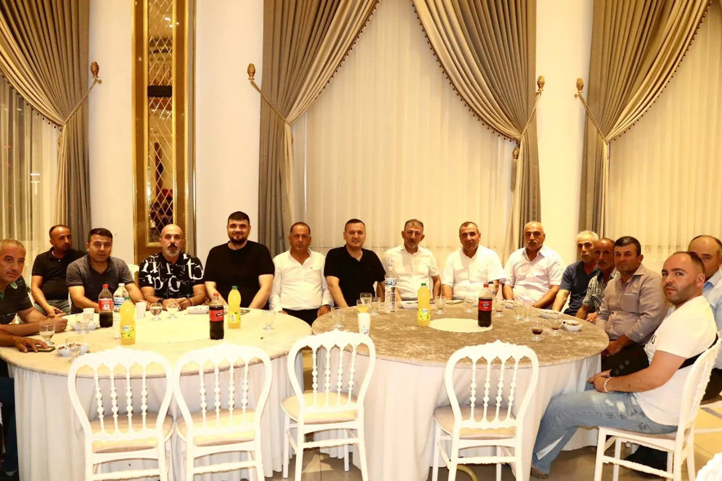 Aksaray'da Mutlu Düğün: Yasemin ve Oğuz'un Özel Günü