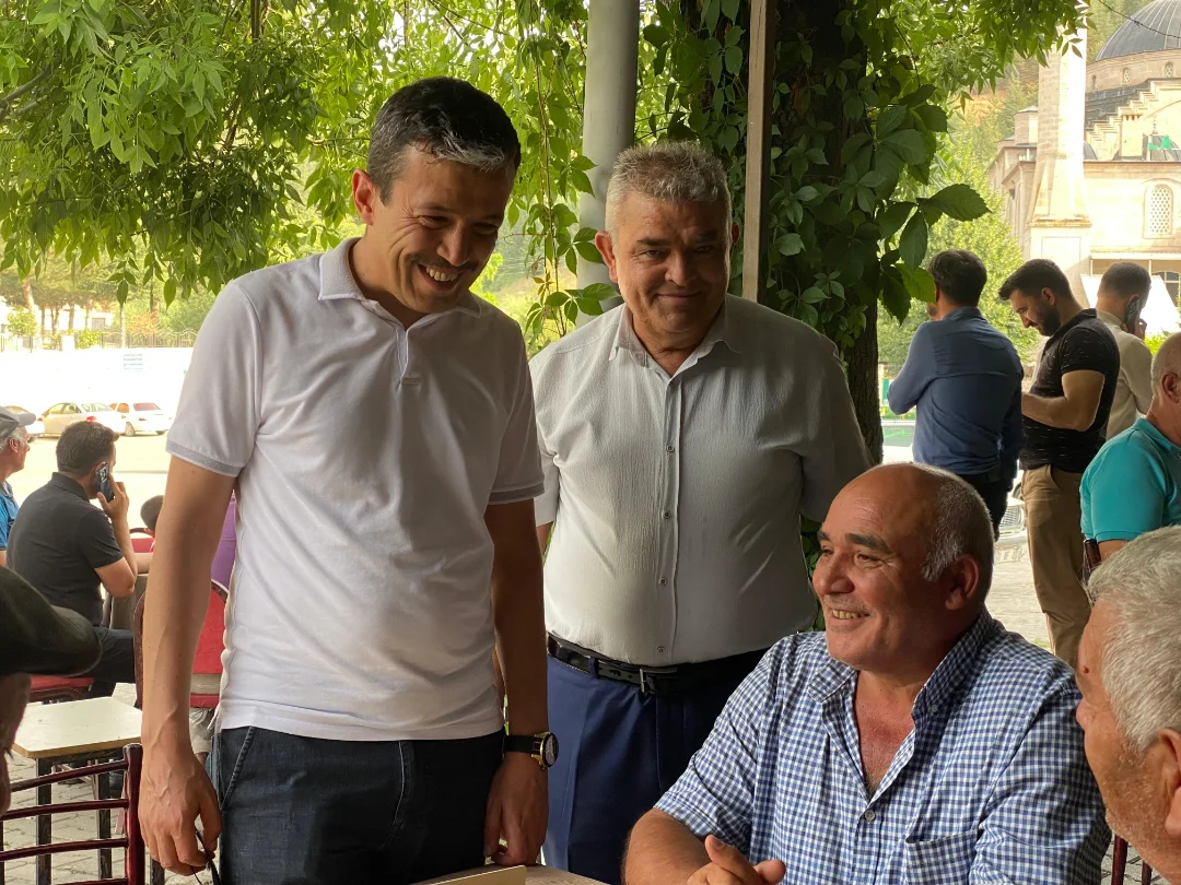 Aksaray'da AK Parti Teşkilatı, Esnaf ve Vatandaşlarla Buluştu