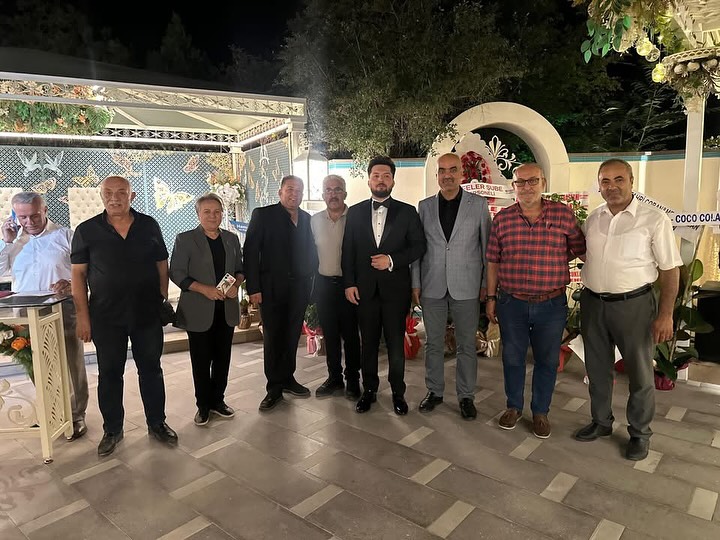 MHP Aksaray Teşkilatı, Yeni Evlenen Çiftin Mutluluğuna Ortak Oldu