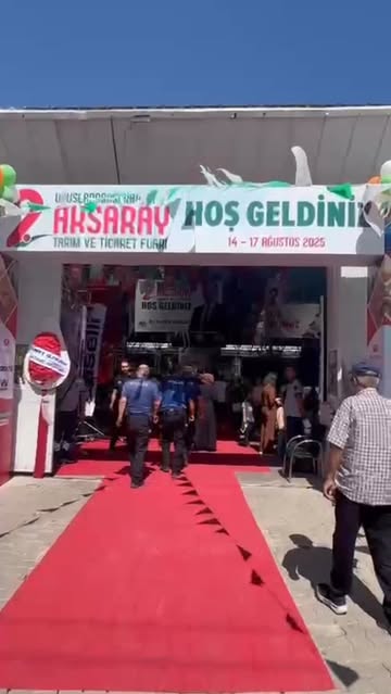 Aksaray Emniyet Müdürlüğü, Tarım Fuarında Vatandaşları Bilgilendirdi