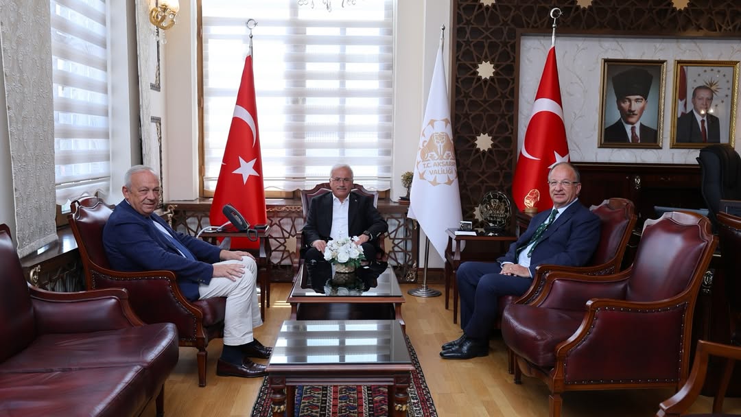 Sütaş Yönetim Kurulu Başkanı Yılmaz, Aksaray Valisi Kumbuzoğlu'nu Ziyaret Etti