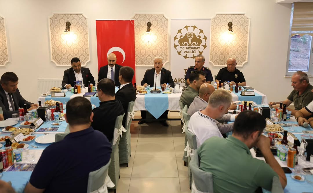 Aksaray'da Sanayici ve Valilik İşbirliği: Yük Treni Demiryolu Projesi Masaya Yattı