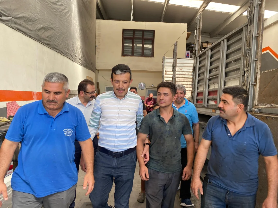 Aksaray'da Esnaf Ziyareti: Hamza Aktürk'ten Destek Sözü