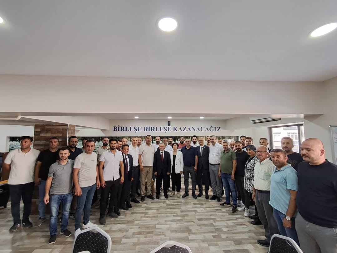 İYİ Parti Heyeti Kırşehir'de Petrol İş Sendikası'nı Ziyaret Etti