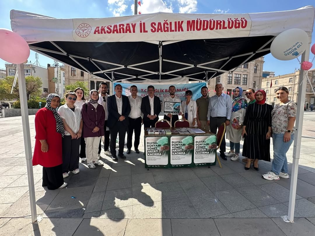 Aksaray'da Teknoloji Bağımlılığına Karşı Farkındalık Etkinliği Düzenlendi