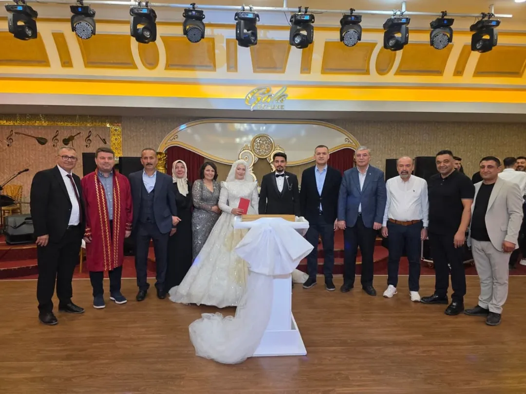 Aksaray'da İyi Parti İl Başkanı Belgemen ve Merkez İlçe Başkanı Yılmaz'ın Katıldığı Düğün