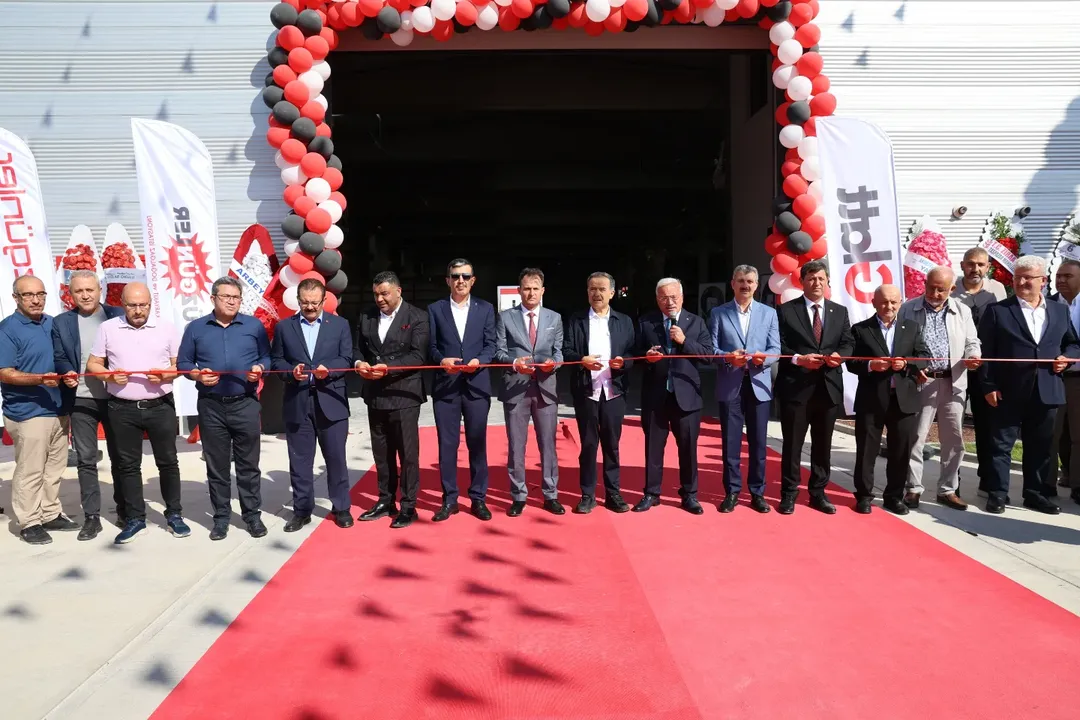 Aksaray'da DÜZKİM Fabrikası Açıldı: Ticaret ve Sanayi Odası Başkanı Koçaş Katıldı