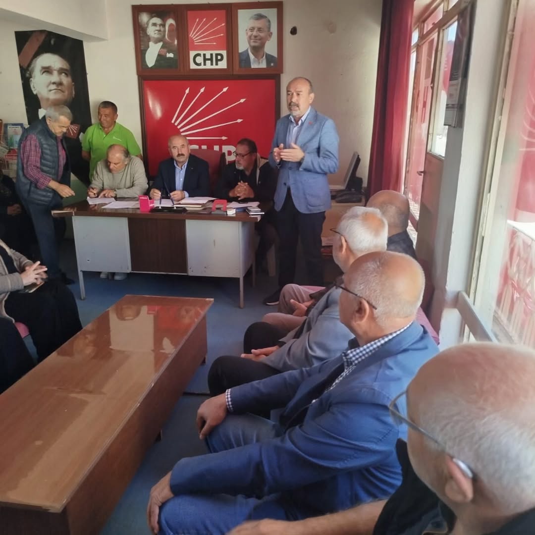 Sarıyahşi İlçe Kongresi Tamamlandı: Hüsamettin Demirel Yeni İlçe Başkanı Oldu