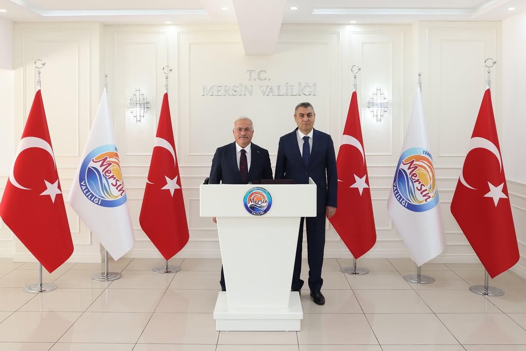 Aksaray Valisi Kumbuzoğlu, Mersin Valisi Toros'u Makamında Ziyaret Etti