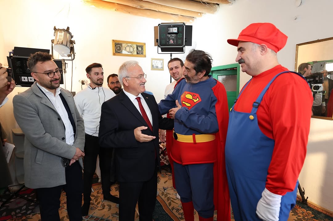 Aksaray Valisi Kumbuzoğlu, 