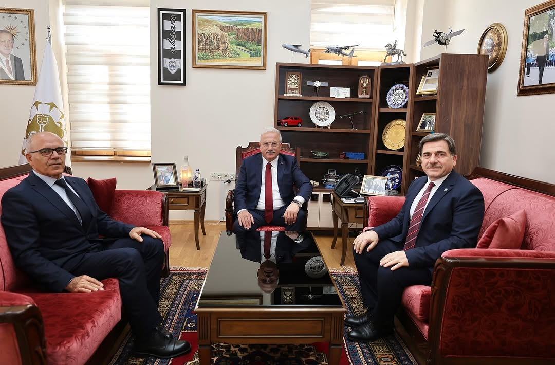 Aksaray Valisi Kumbuzoğlu, Meteoroloji Bölge Müdürü'nü Kabul Etti