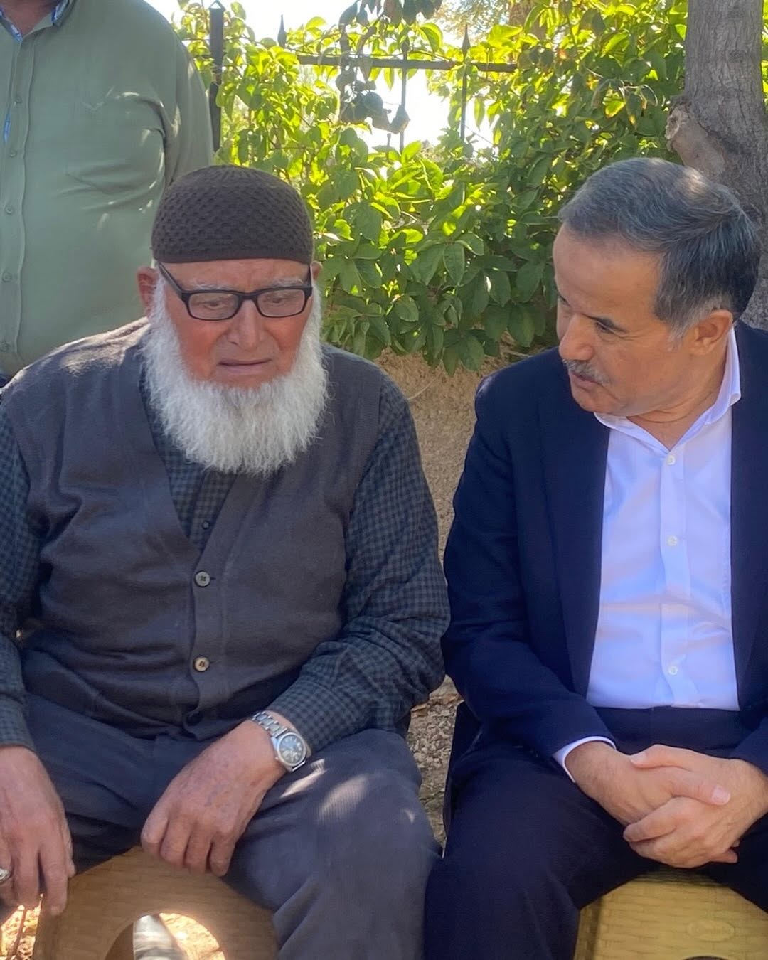 Cengiz Aydoğdu'nun Tarihi Şiir Yorumu: Günümüz Siyasetine Eleştirel Bakış