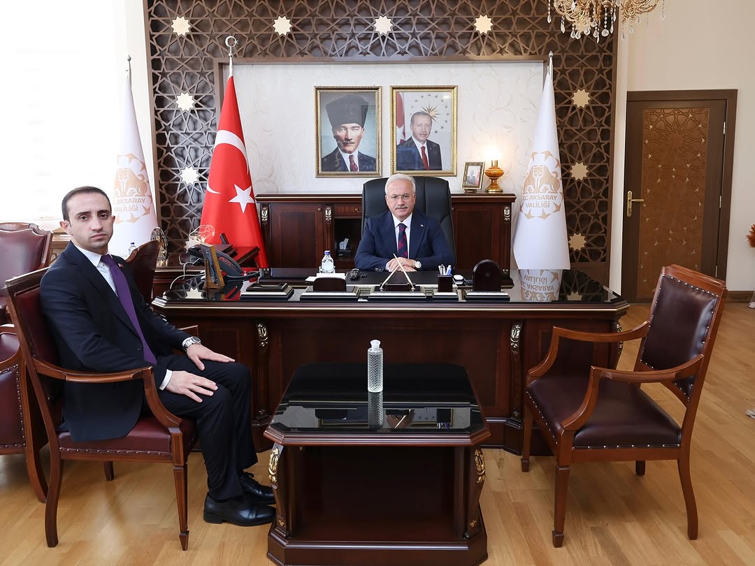 Aksaray Valisi Mehmet Ali Kumbuzoğlu, Sarıyahşi Kaymakamı Engin Atilla'yı Kabul Etti
