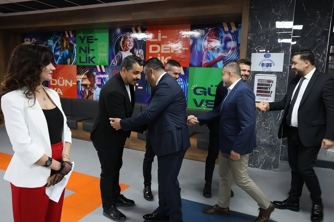 Aksaray Ticaret ve Sanayi Odası Yöneticileri Cumhuriyet Bayramı Gösterisinde