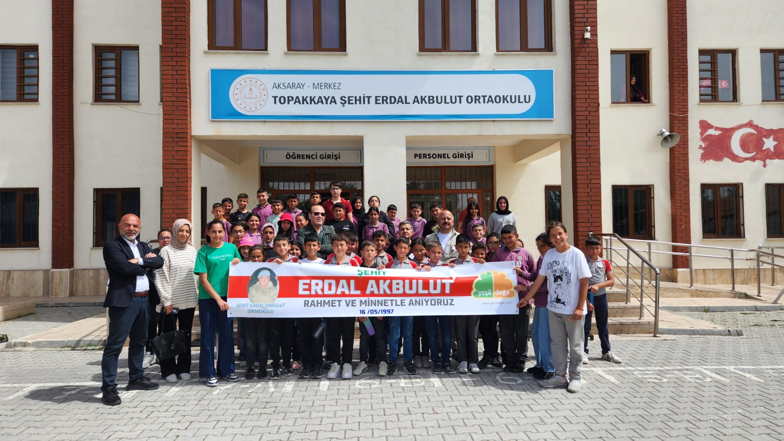 AKSARAYLI ŞEHİT ERDAL AKBULUT MEZARI BAŞINDA ANILDI