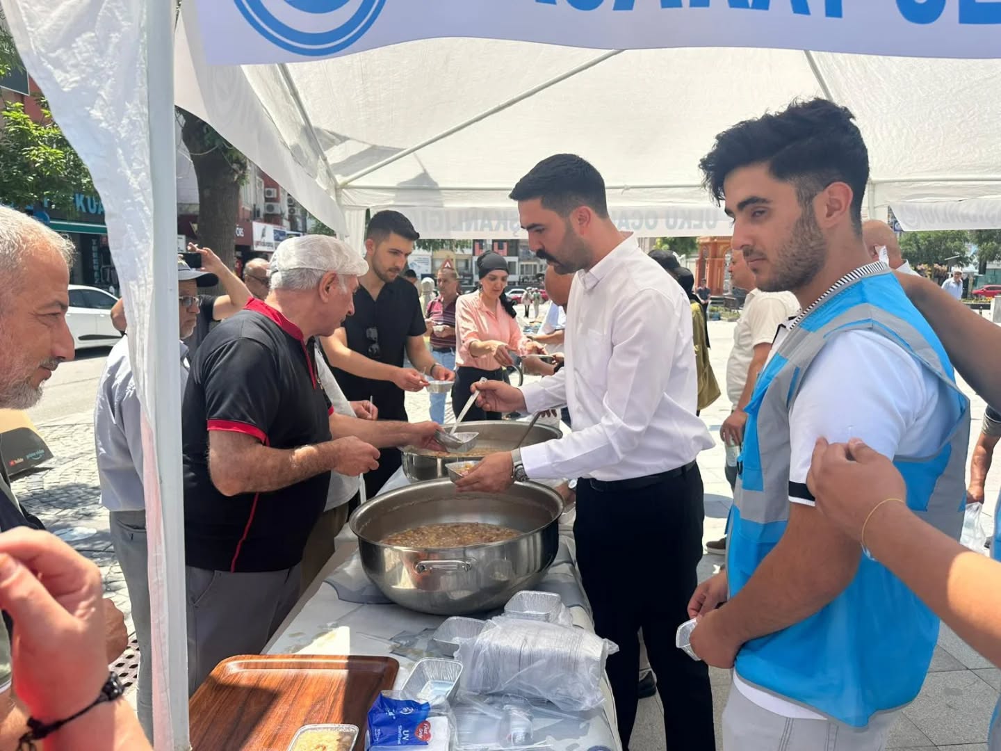 Aksaray Ülkü Ocakları'ndan Anlamlı Aşure Etkinliği