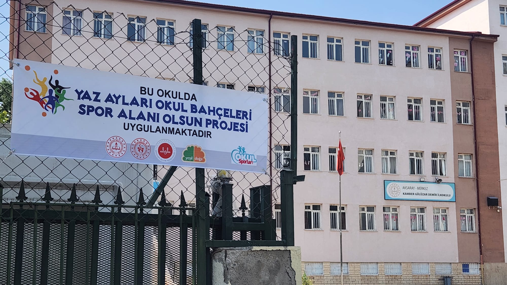 Aksaray'da açılan yaz okulunda  Çocuklar Hem Öğreniyor Hem Eğleniyor
