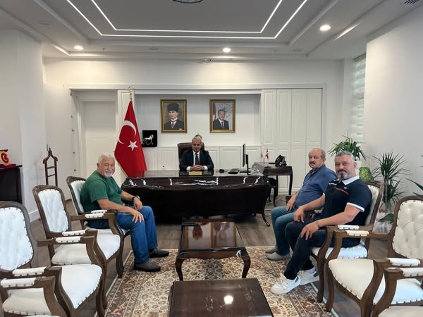 Ceyhan'ın Eski Kaymakamı Gürbüz, İzmir Buca'da Dostlarla Buluştu